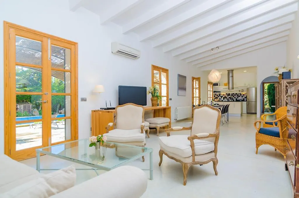 Petit Llombards Villa Santanyi